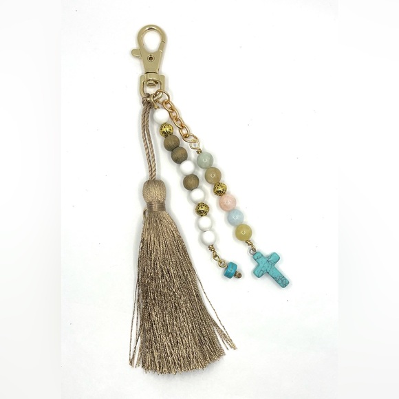 ✨ Bag charm Handmade Beige Tassel Bead Charms with Semi-Precious Stones ✨ - Picture 2 of 4